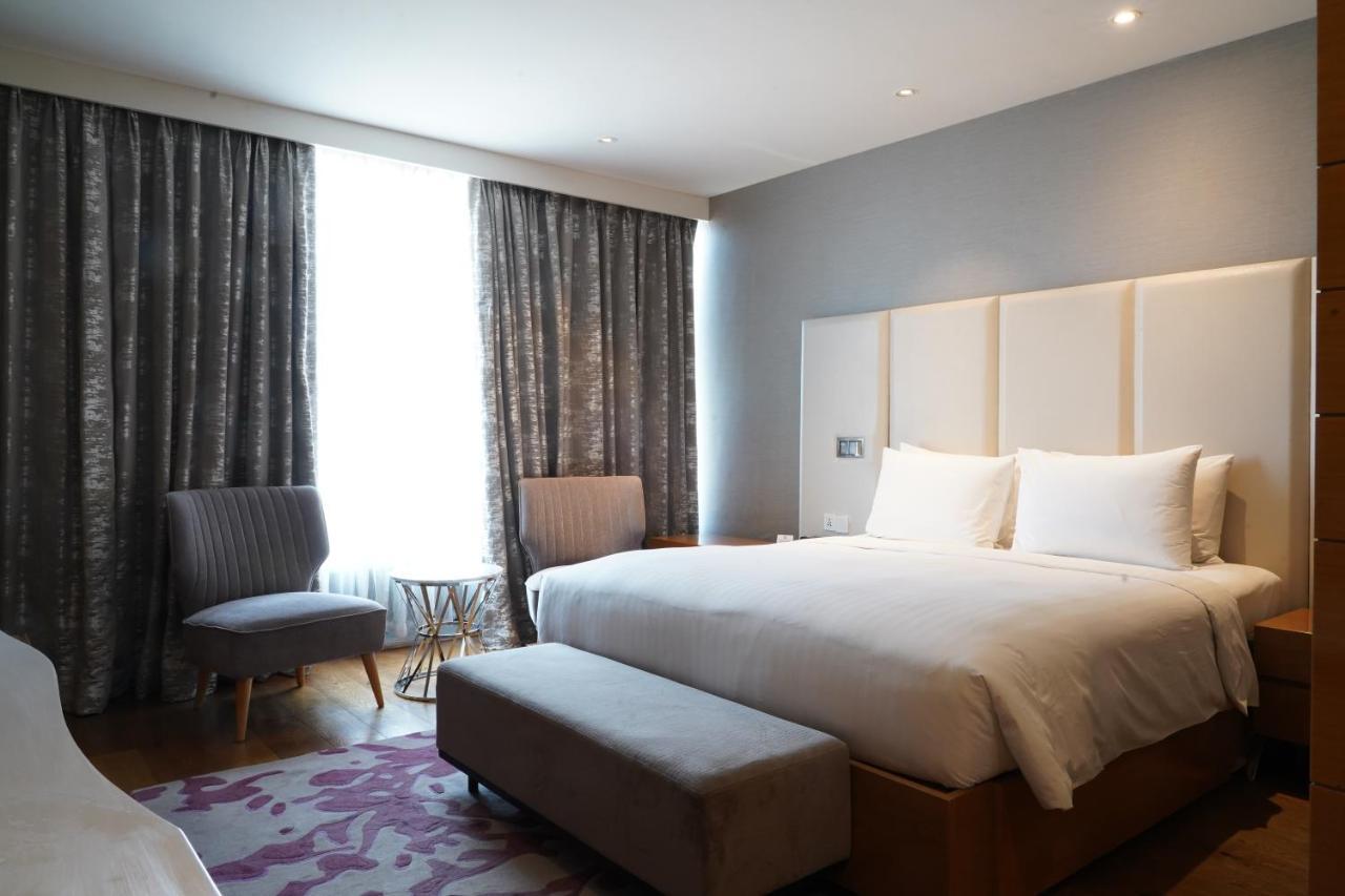 Marriott Executive Apartments Haiderabad Buitenkant foto