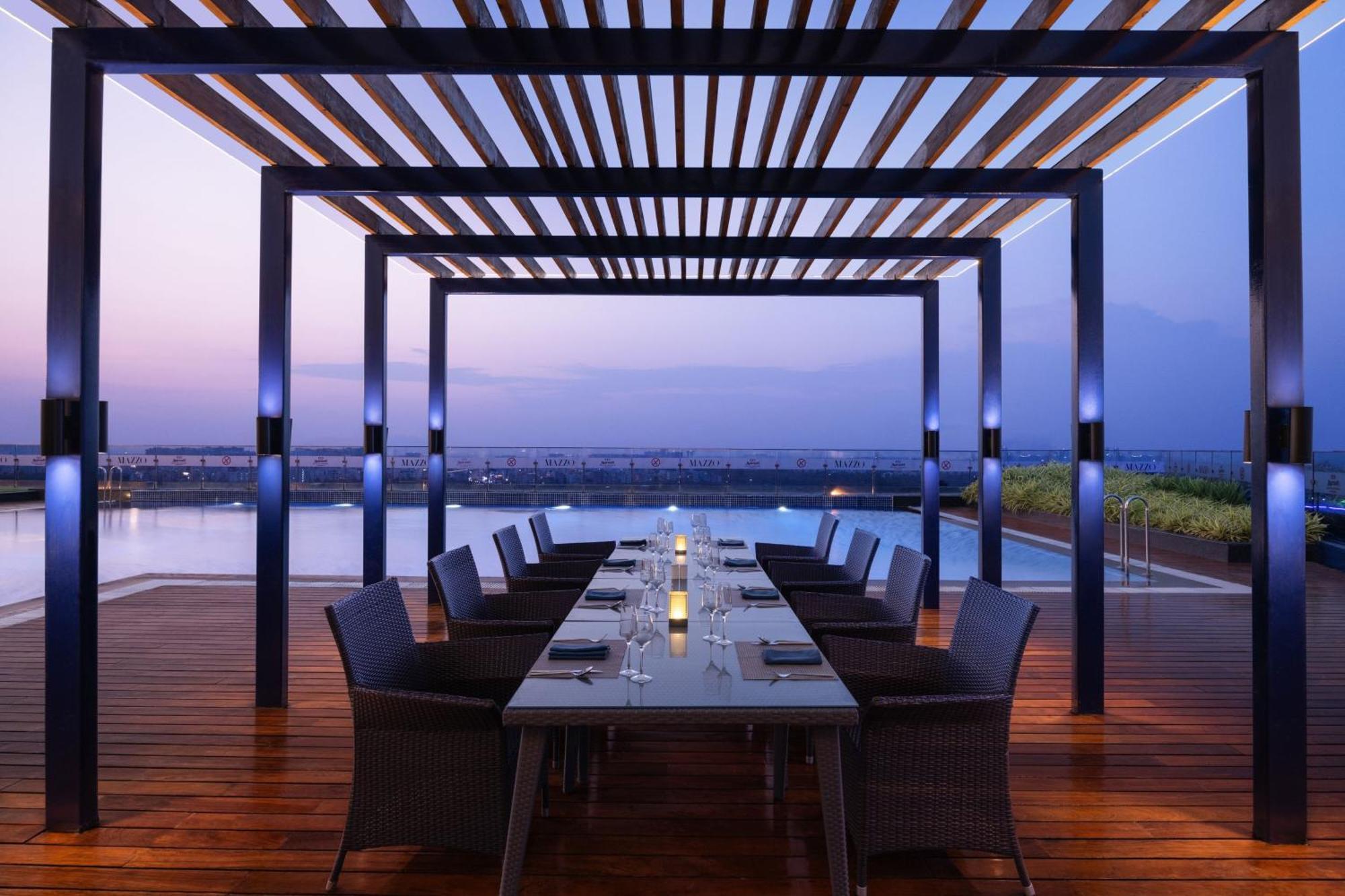 Marriott Executive Apartments Haiderabad Buitenkant foto