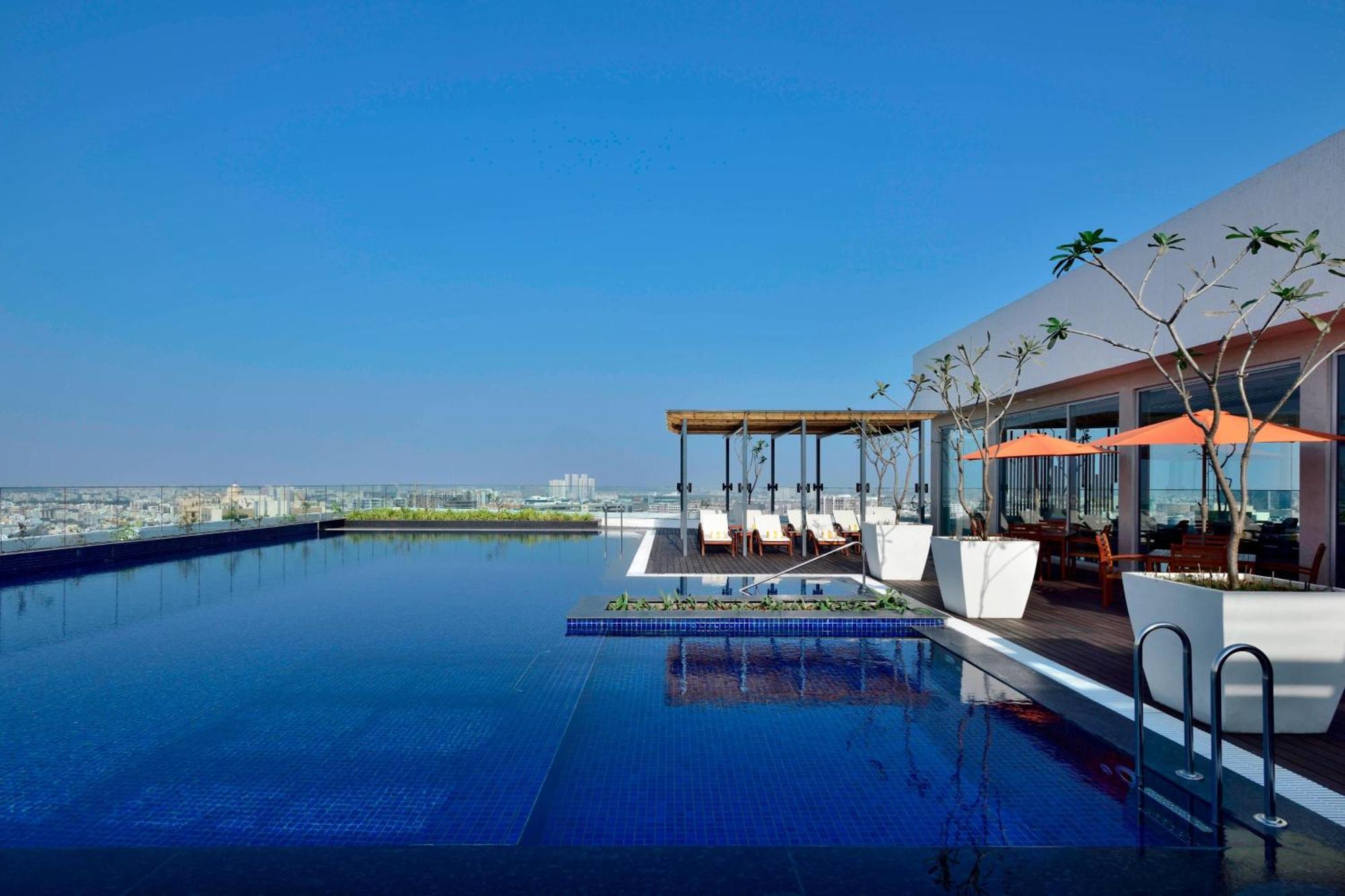 Marriott Executive Apartments Haiderabad Buitenkant foto